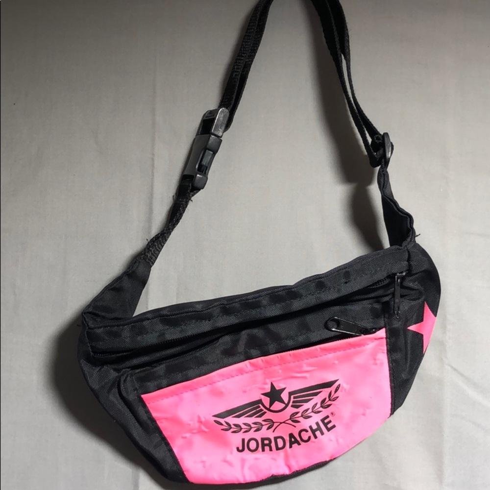 Jordache fanny pack